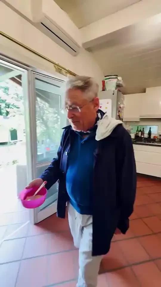 Wall Video #4 NoTube